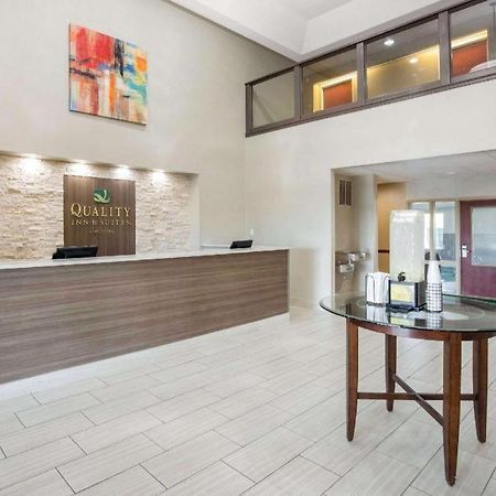 Quality Inn & Suites Arnold - St Louis Buitenkant foto
